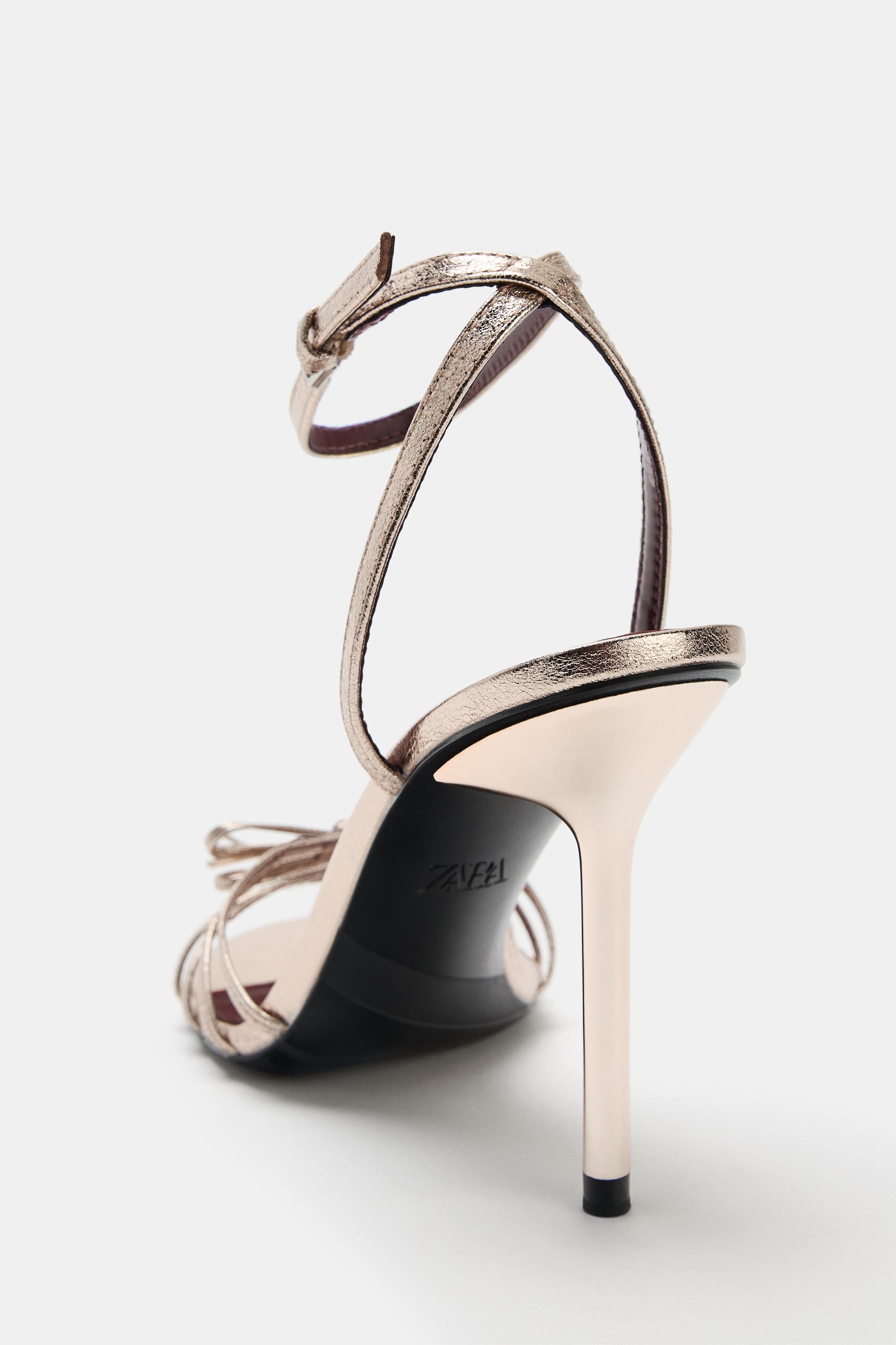 HEELED SANDALS WITH BOWS